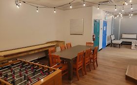 Wicked Hostels - Calgary